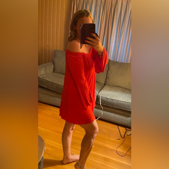 Express off the shoulder dress! Great condition! - Picture 9 of 9